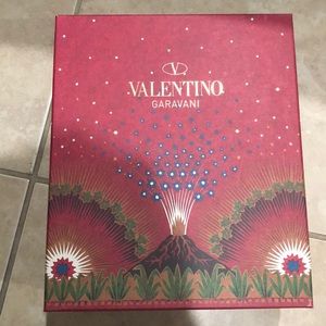 Valentino box